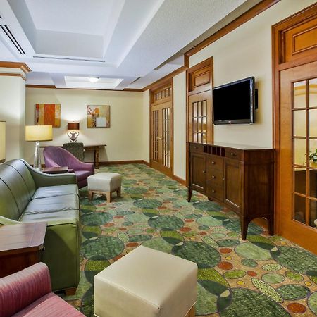 Holiday Inn Express Hotel & Suites Bryan-Montpelier By Ihg Holiday City Dış mekan fotoğraf