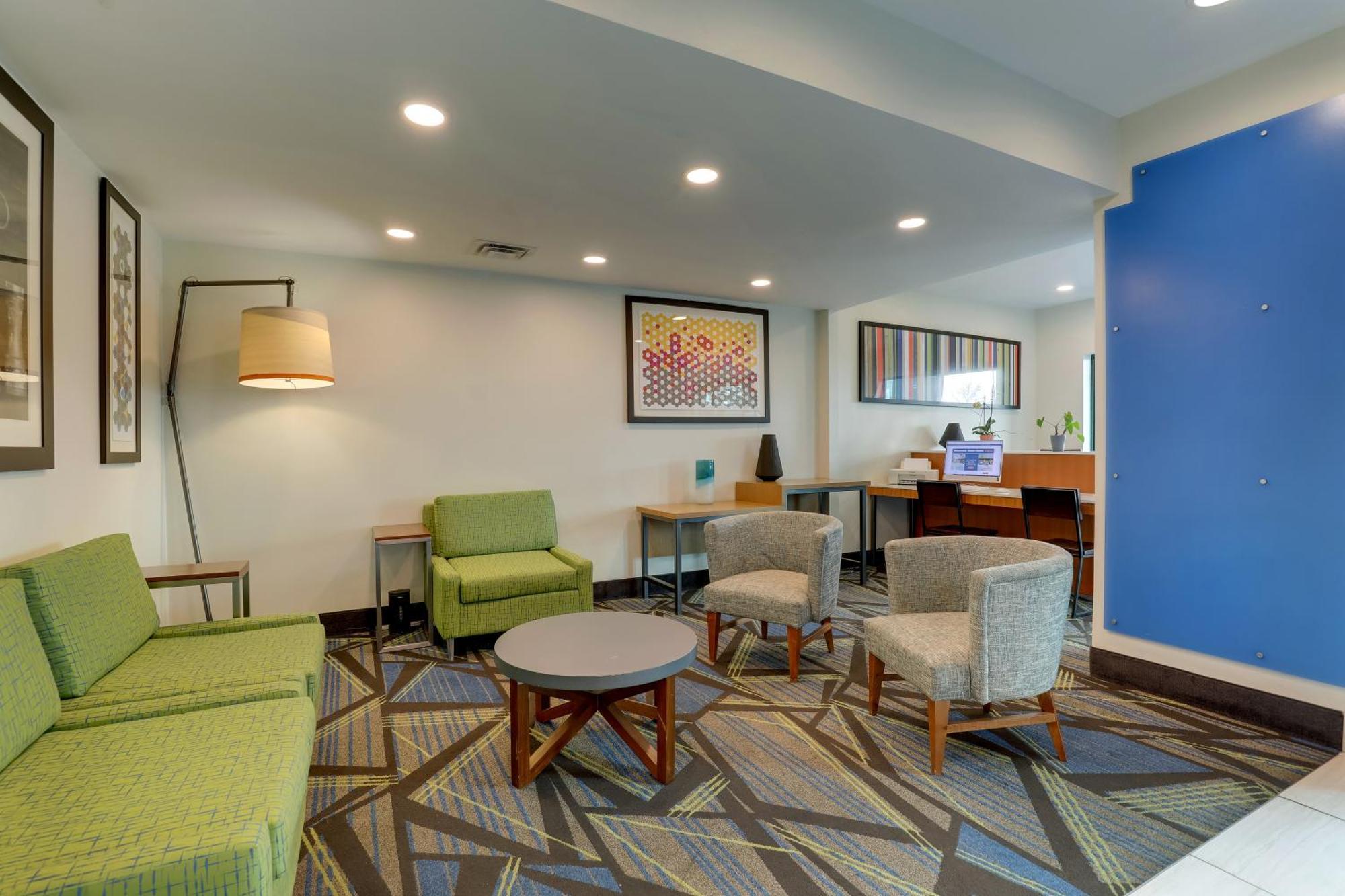 Holiday Inn Express Hotel & Suites Bryan-Montpelier By Ihg Holiday City Dış mekan fotoğraf