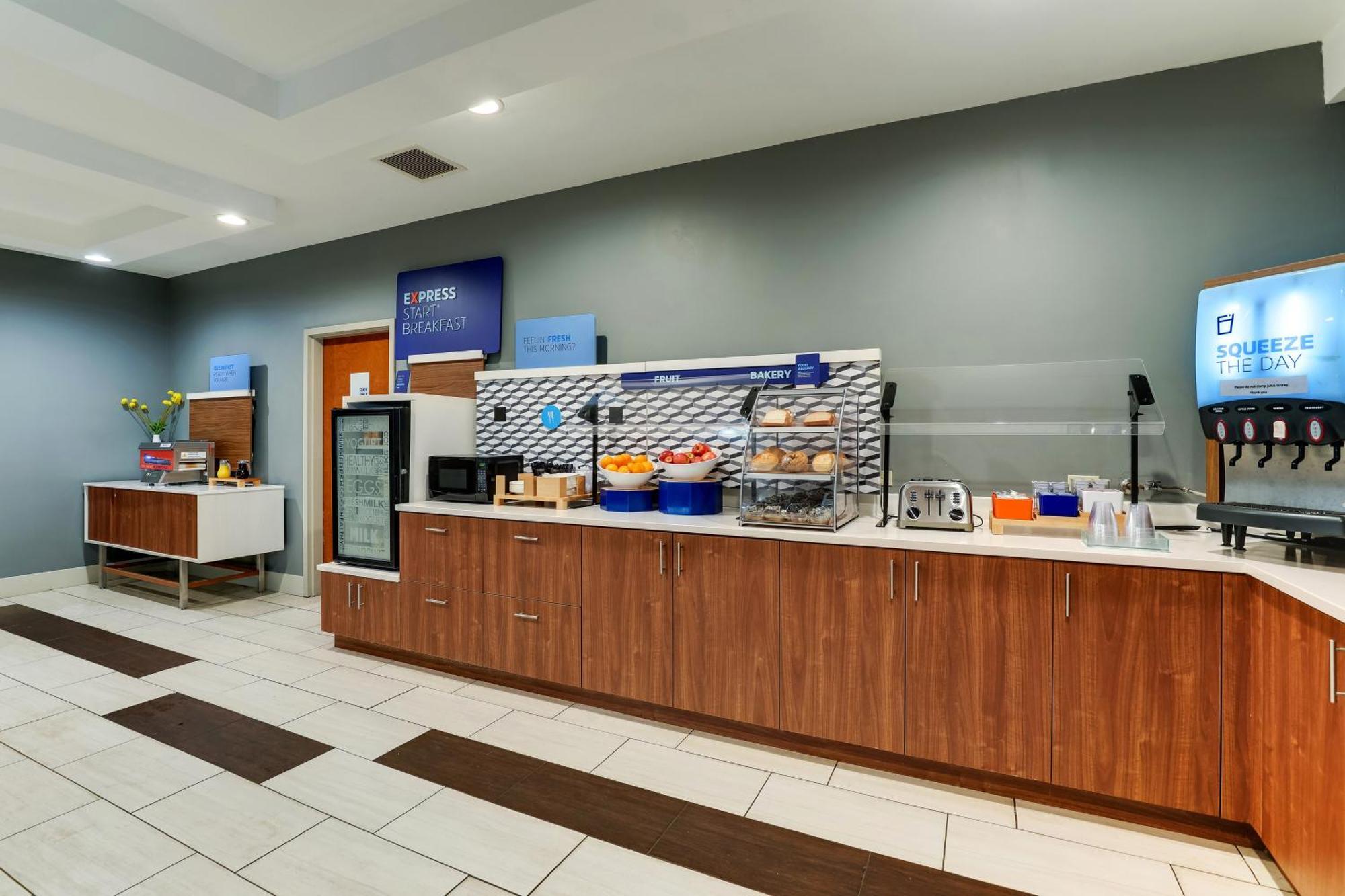 Holiday Inn Express Hotel & Suites Bryan-Montpelier By Ihg Holiday City Dış mekan fotoğraf