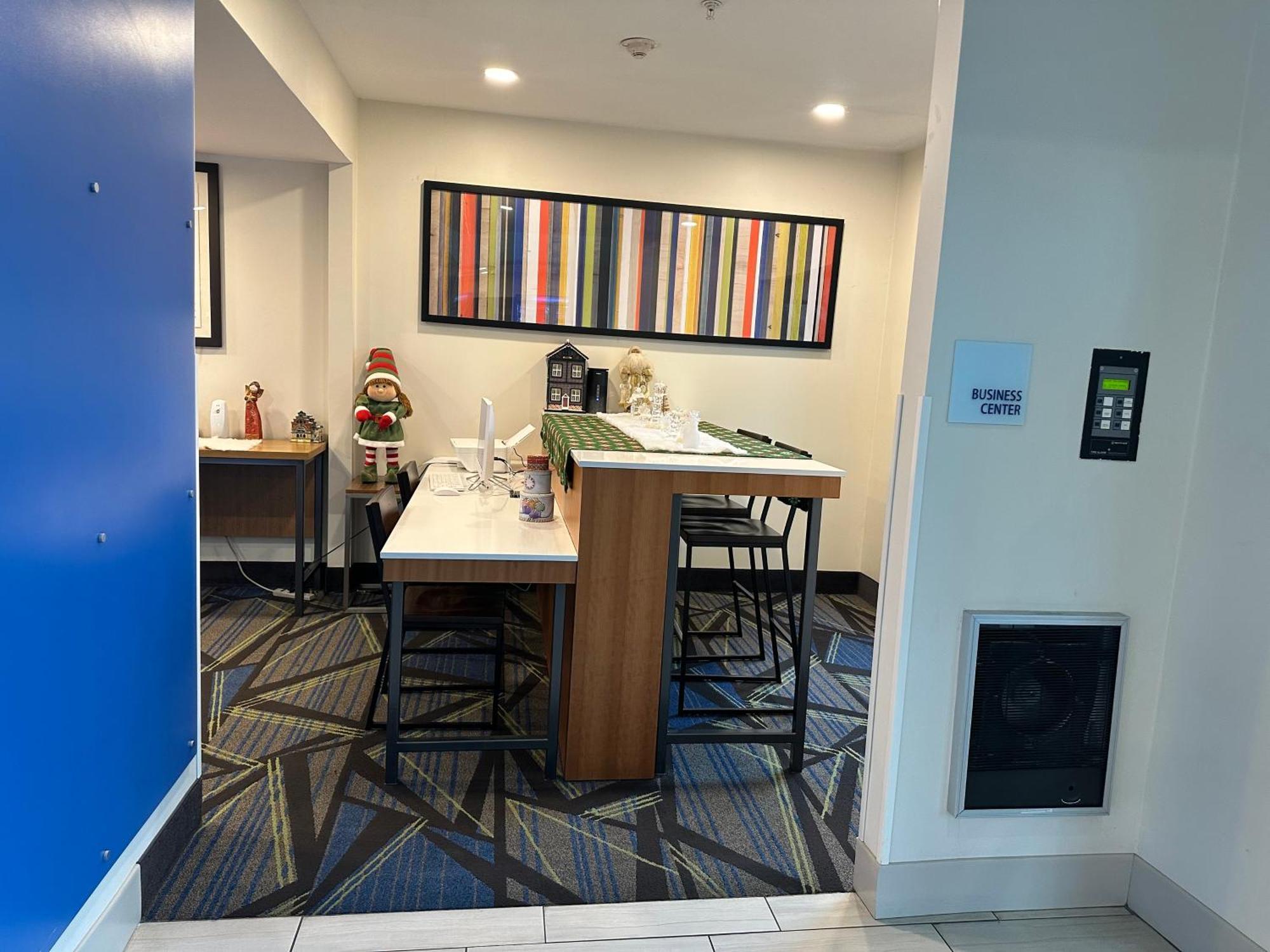 Holiday Inn Express Hotel & Suites Bryan-Montpelier By Ihg Holiday City Dış mekan fotoğraf